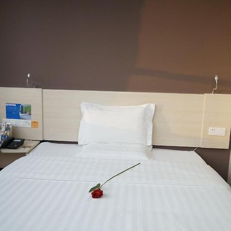 7Days Inn Luoyang Nanchang Road Wangfujing Luoyang (Henan) Exterior photo
